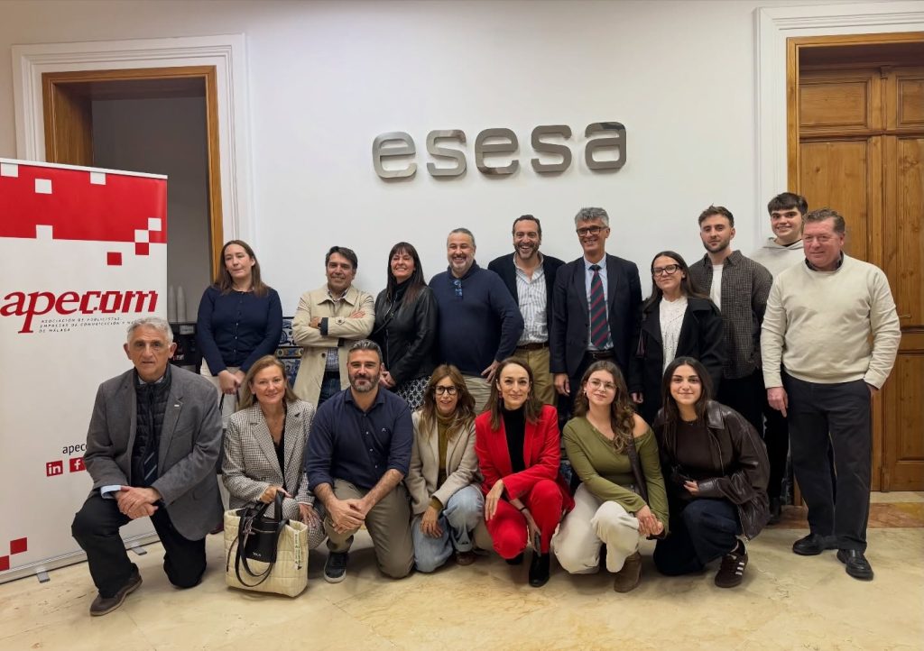 Instagram post from apecom_malaga. This post is in position 0.