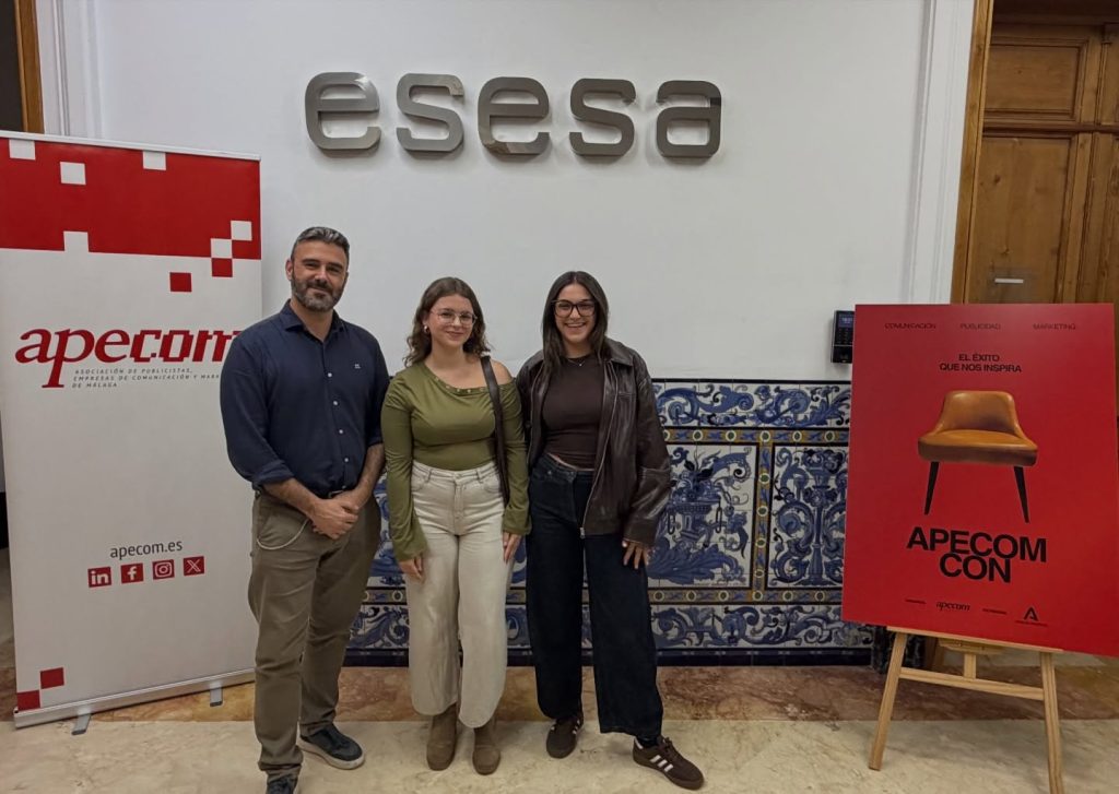 Instagram post from apecom_malaga. This post is in position 7.