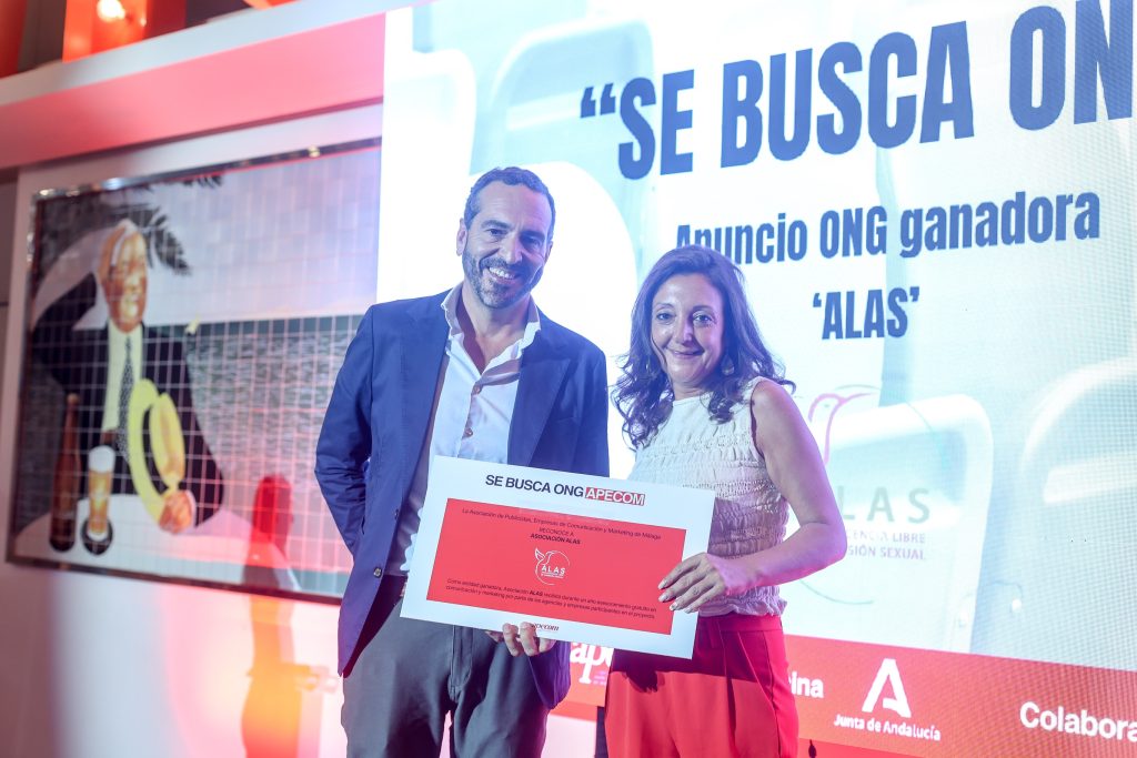 Instagram post from apecom_malaga. This post is in position 16.