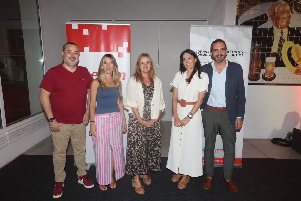 Instagram post from apecom_malaga. This post is in position 1.