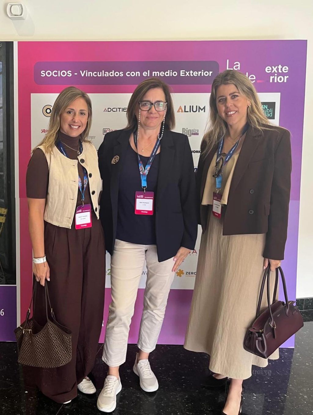 Instagram post from apecom_malaga. This post is in position 1.