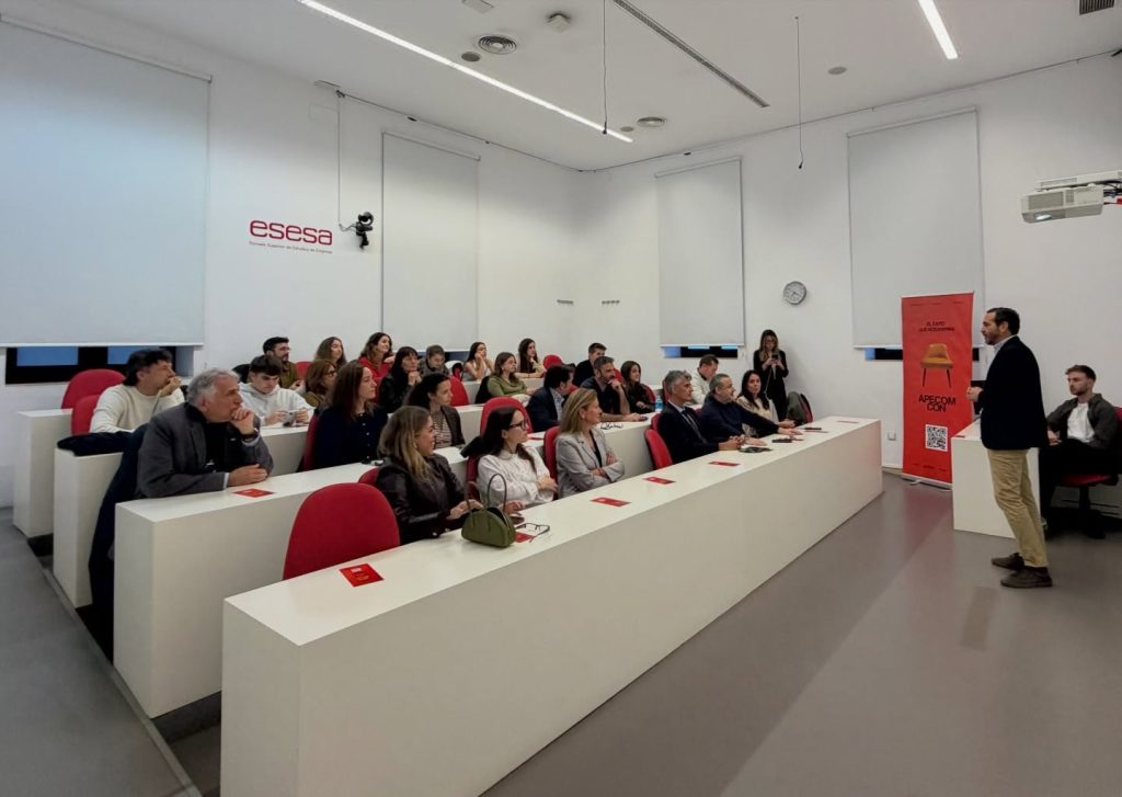 Instagram post from apecom_malaga. This post is in position 1.